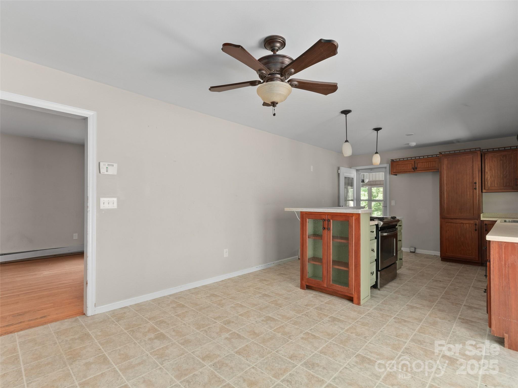 1460 Russ Avenue — Waynesville