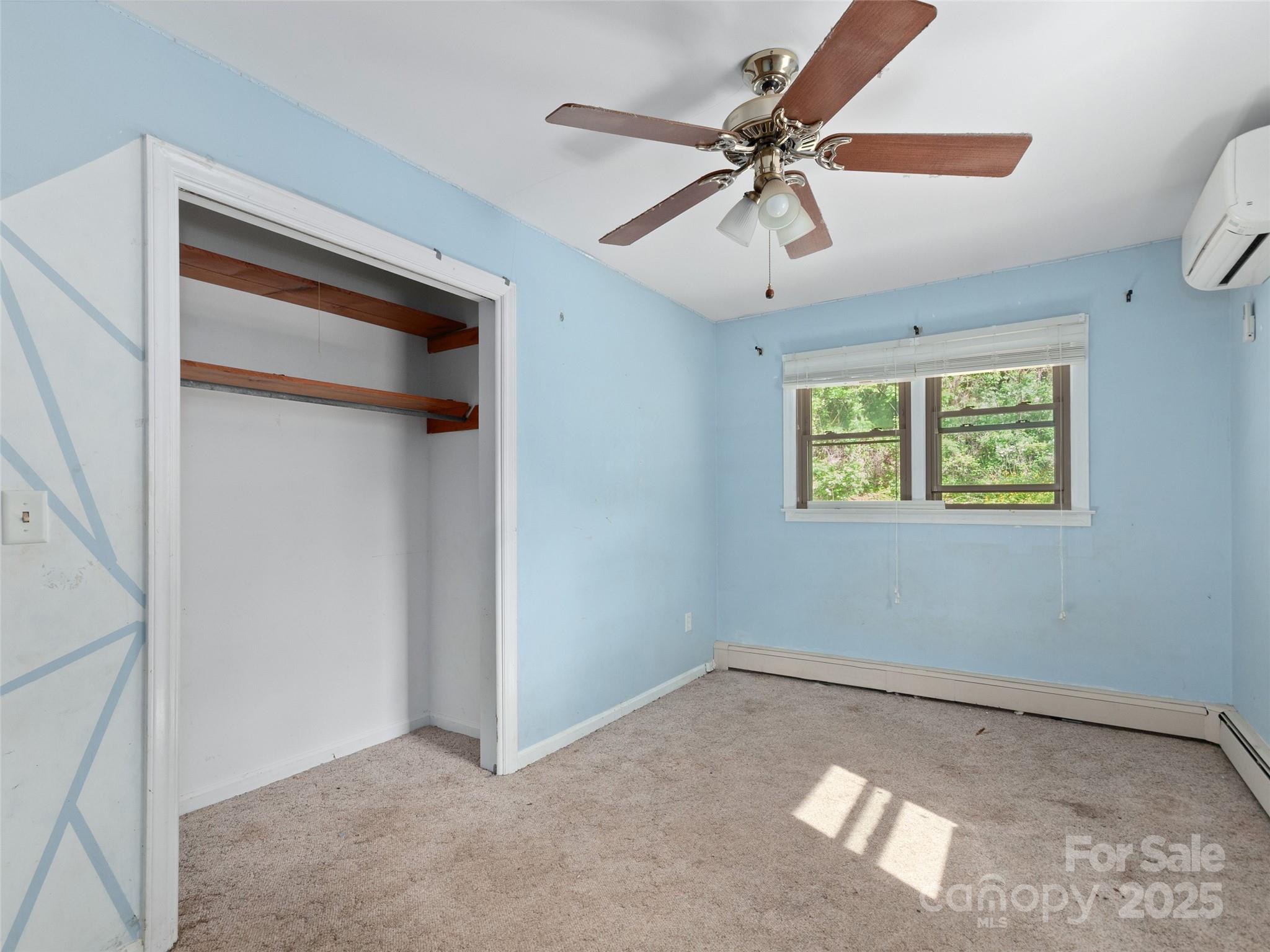 1460 Russ Avenue — Waynesville