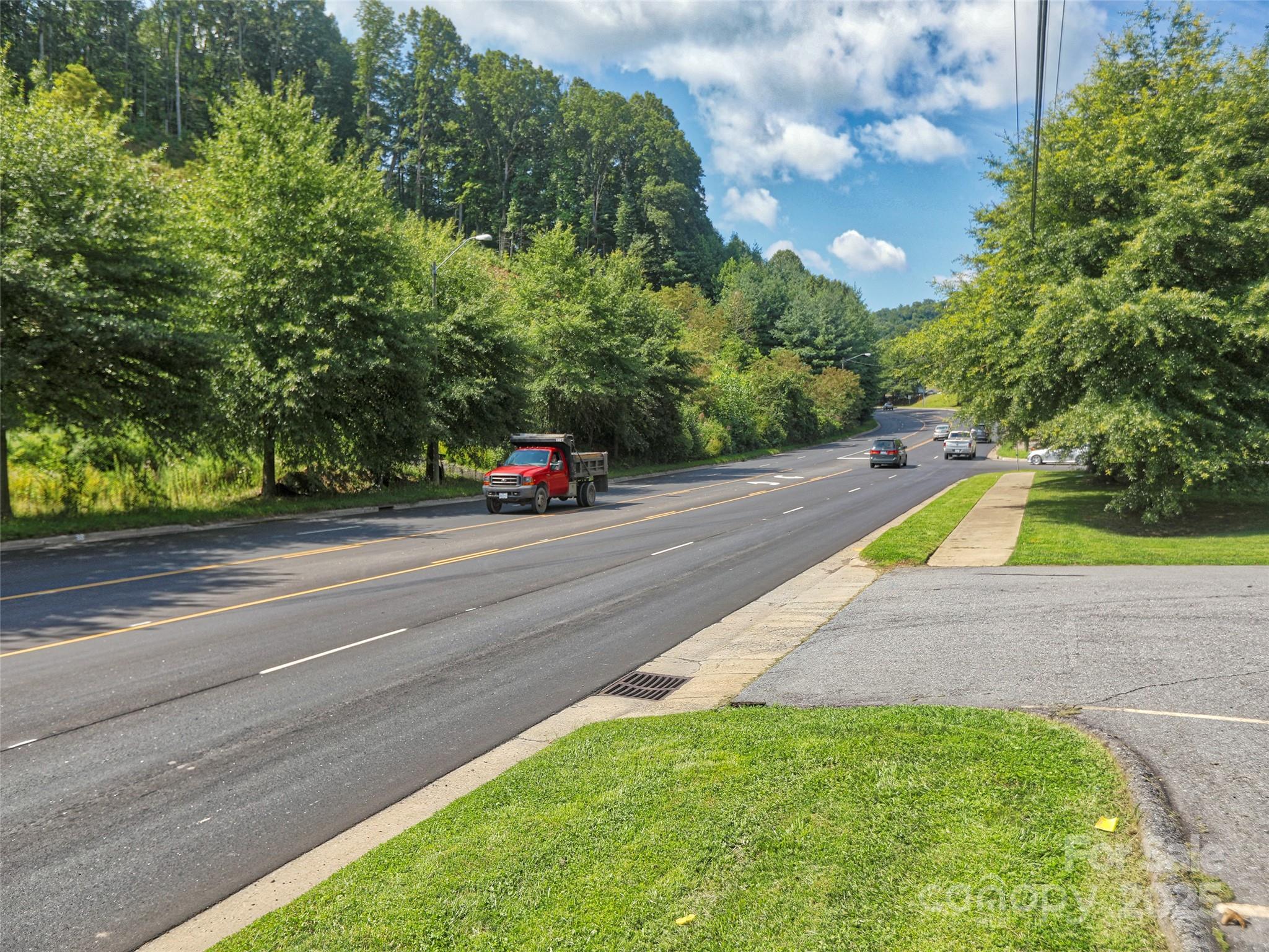 1460 Russ Avenue — Waynesville