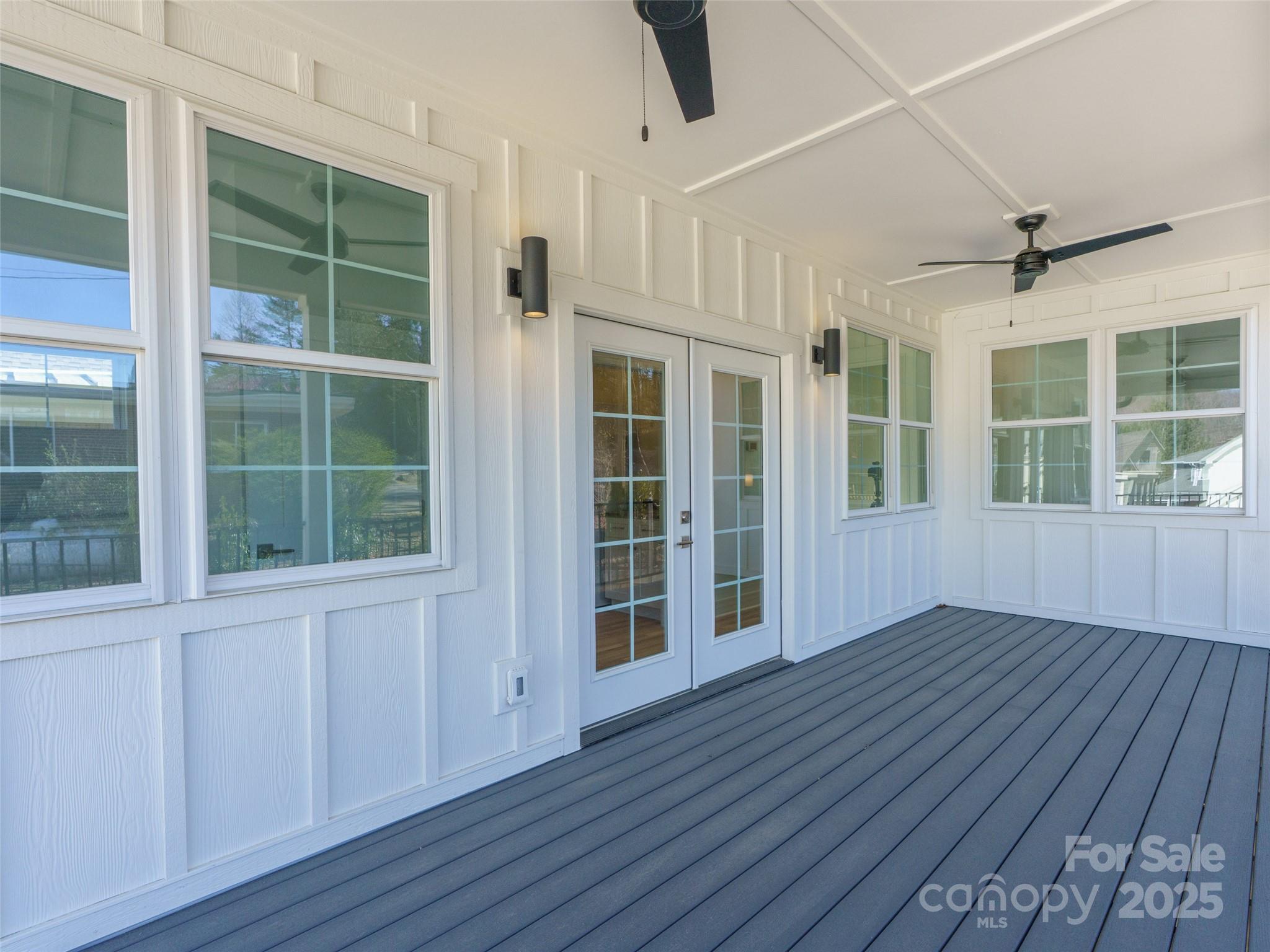 55 Skyvue Court #E — Saluda