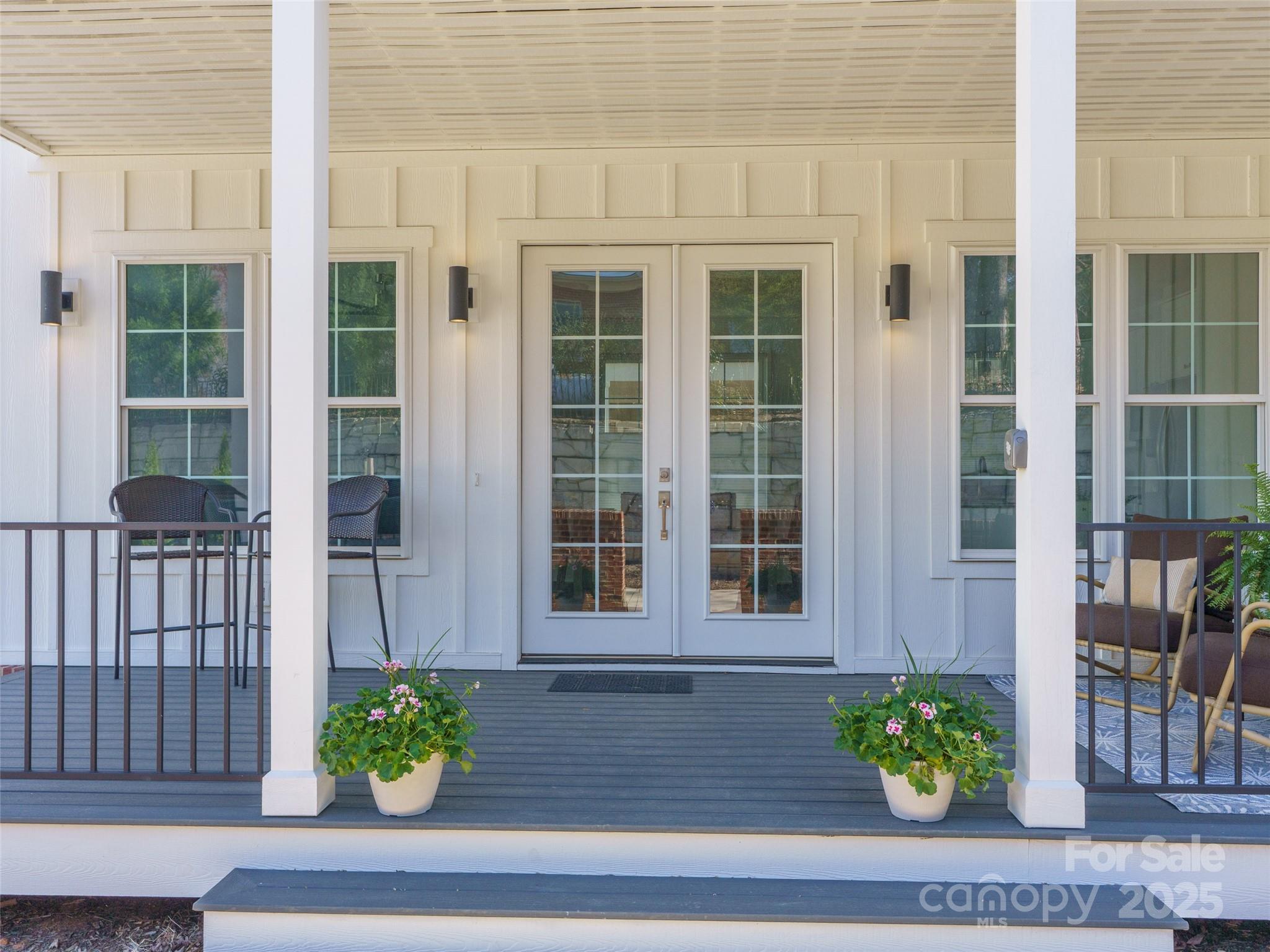 55 Skyvue Court #E — Saluda