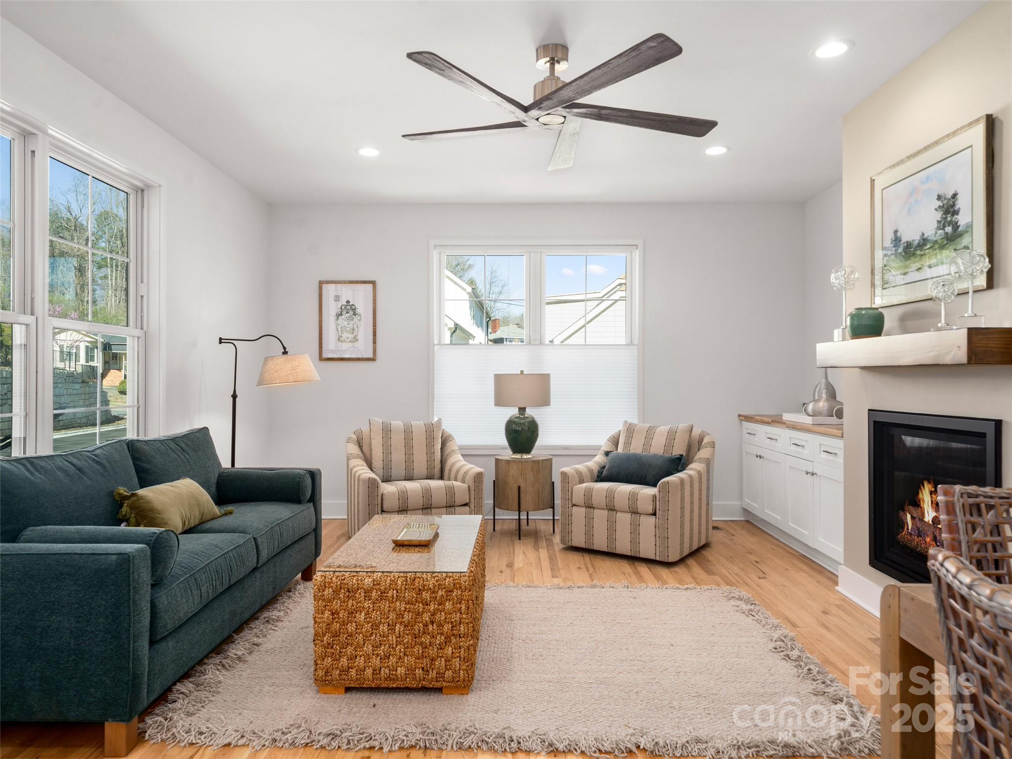 55 Skyvue Court #E — Saluda