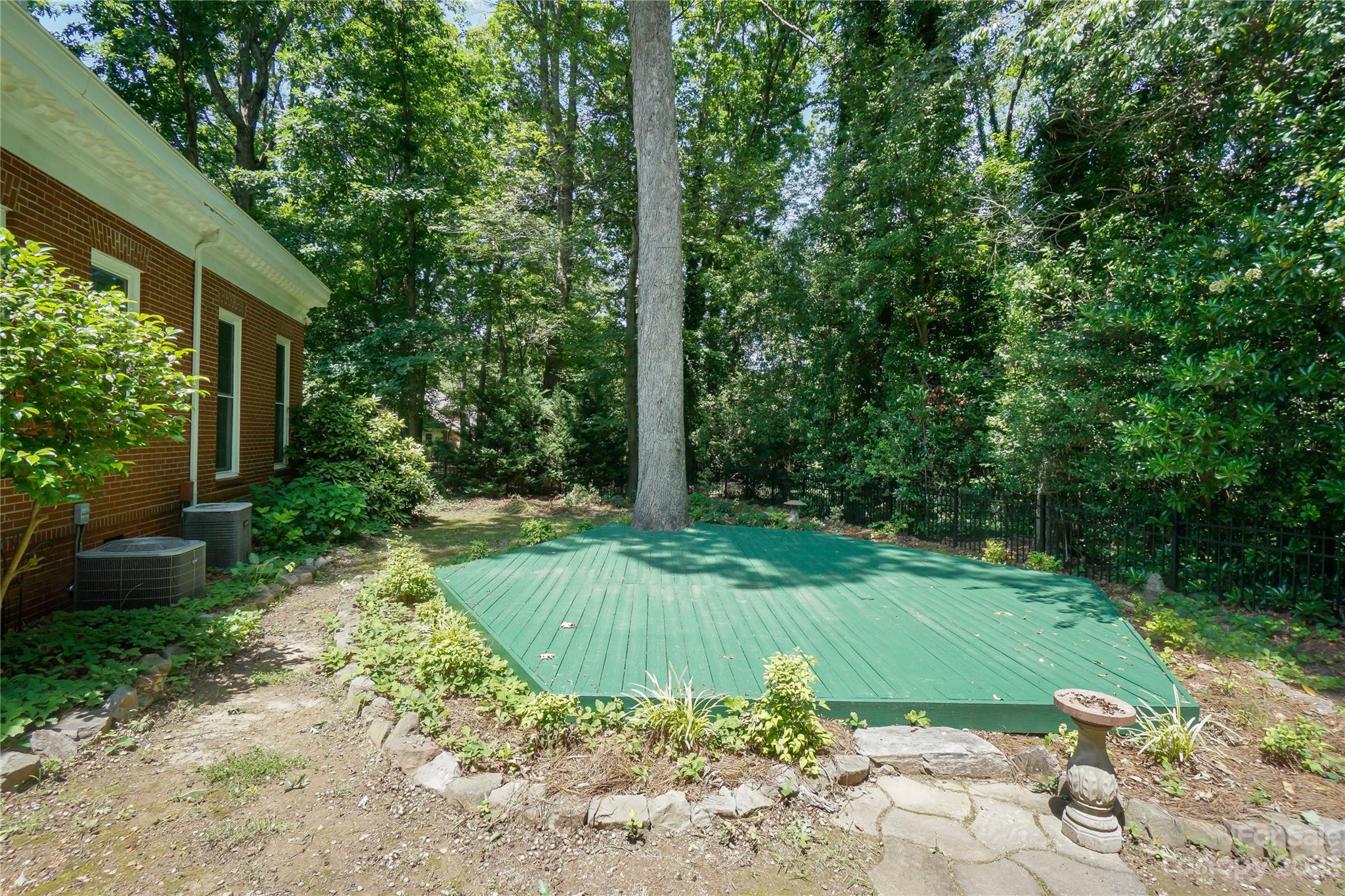620 N 9th Street #5/6 — Albemarle