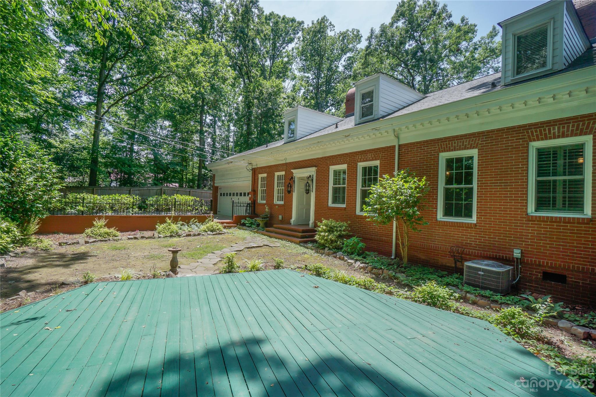 620 N 9th Street #5/6 — Albemarle