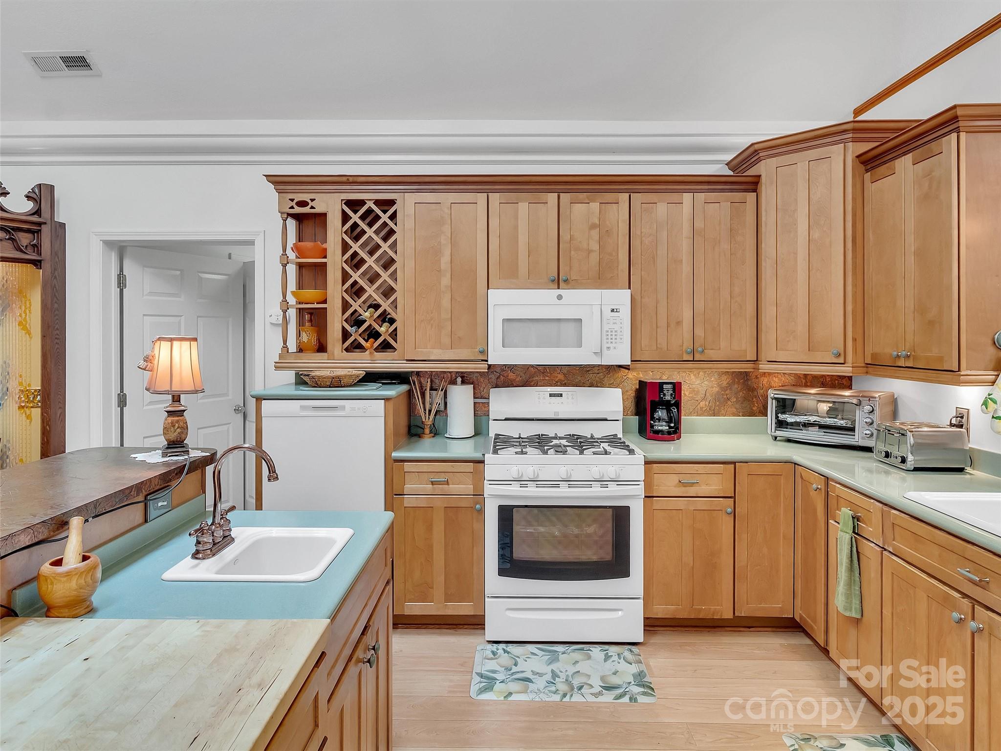 144 Ruffed Grouse Lane — Waynesville