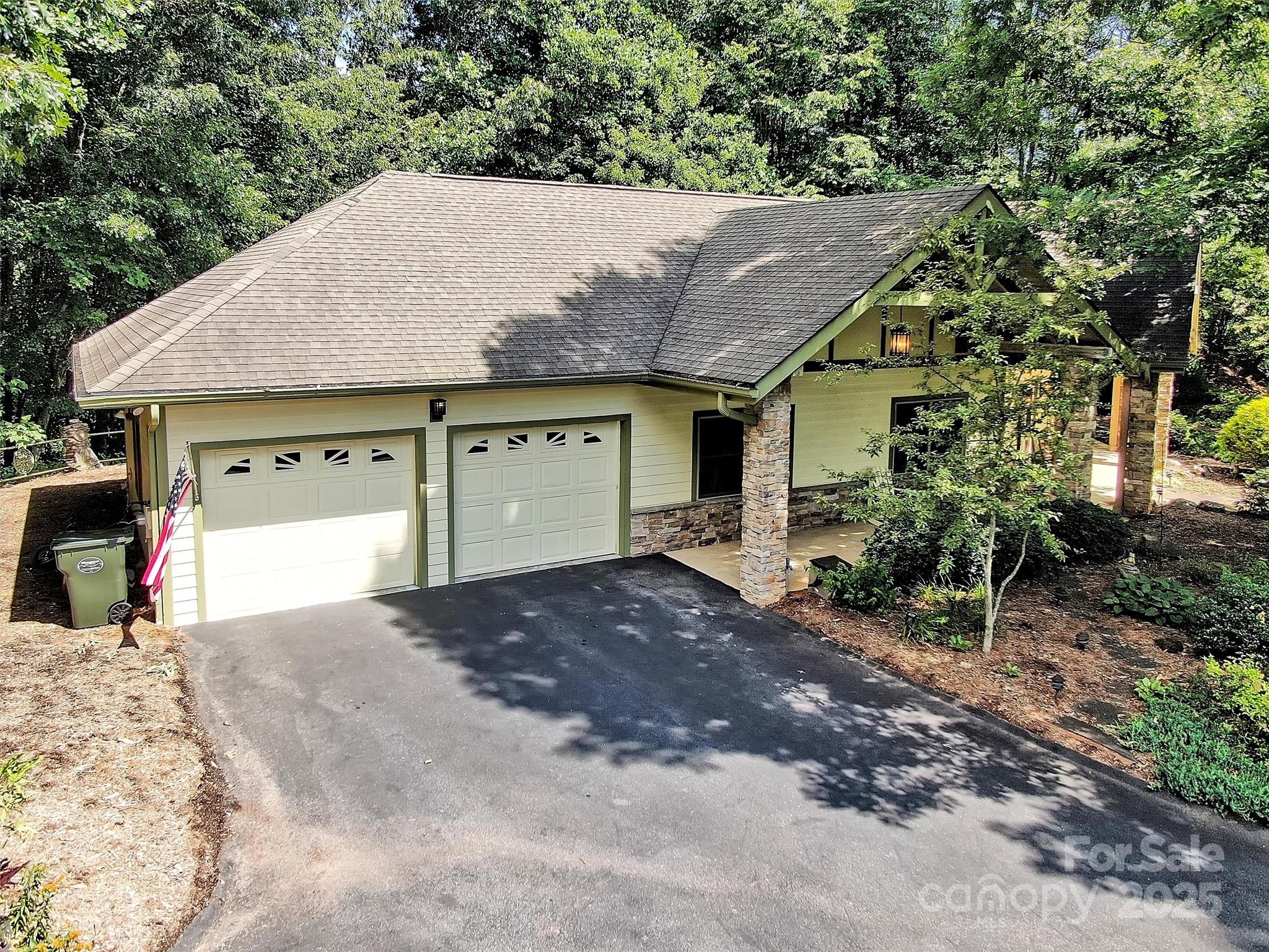 144 Ruffed Grouse Lane — Waynesville