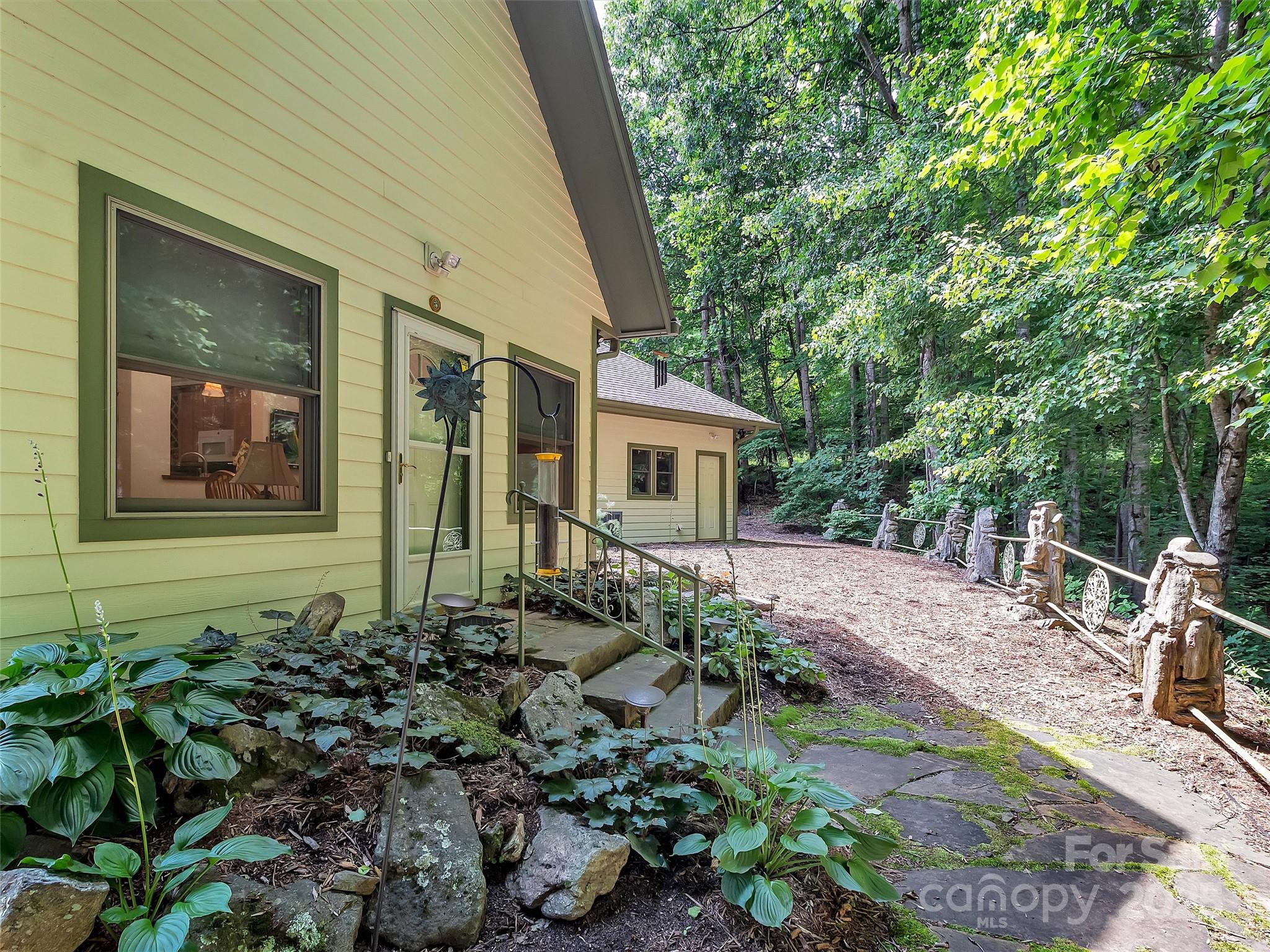 144 Ruffed Grouse Lane — Waynesville