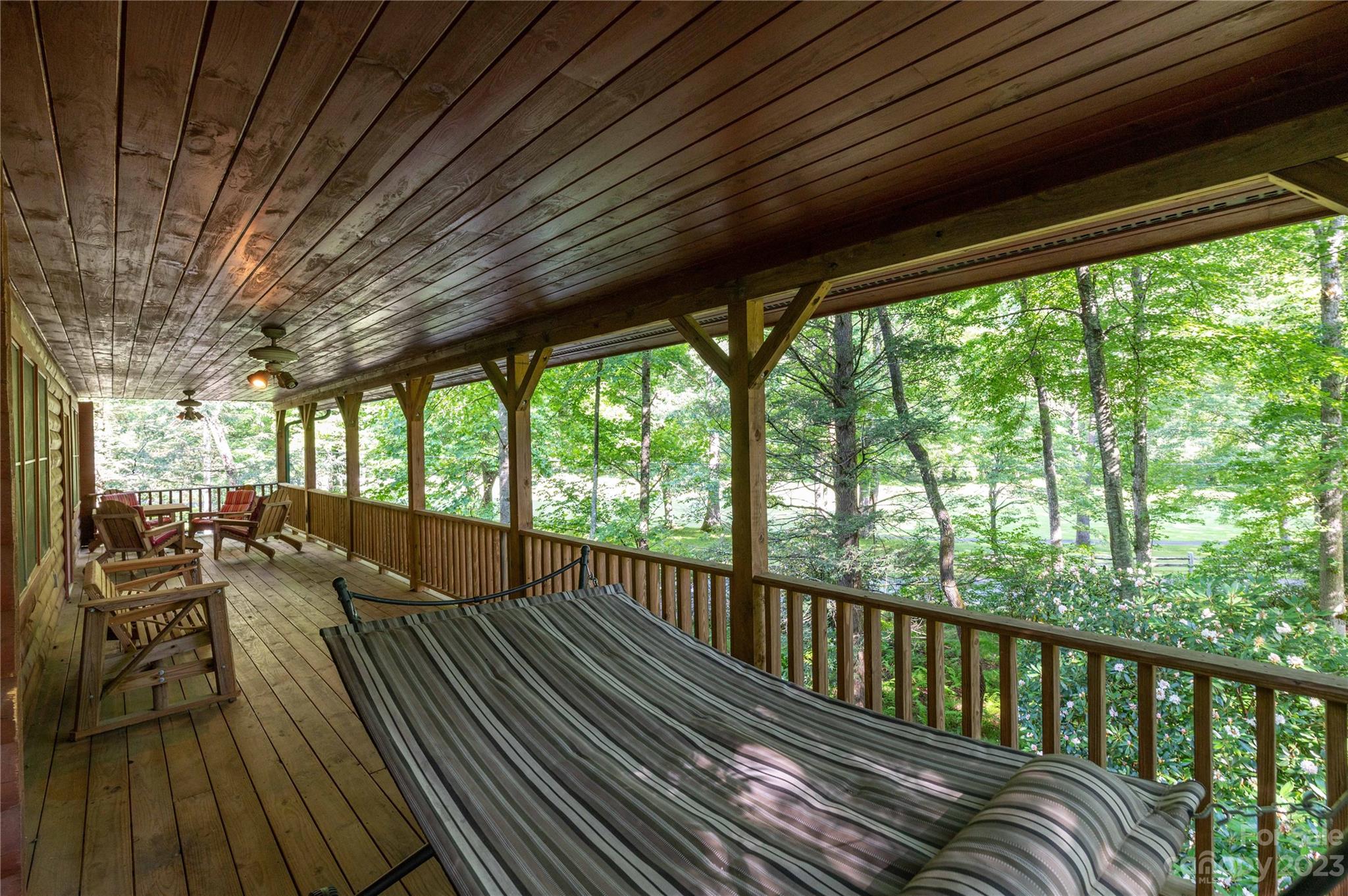 120 Brookwood Lane — Burnsville
