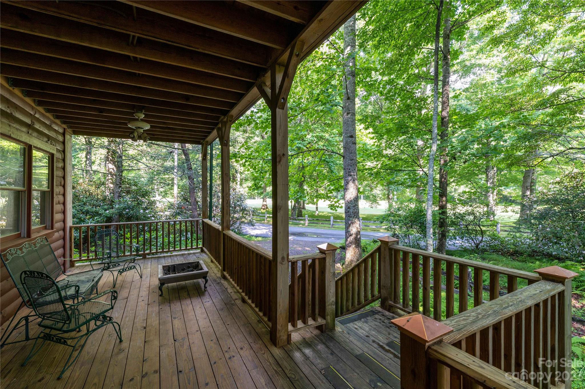 120 Brookwood Lane — Burnsville
