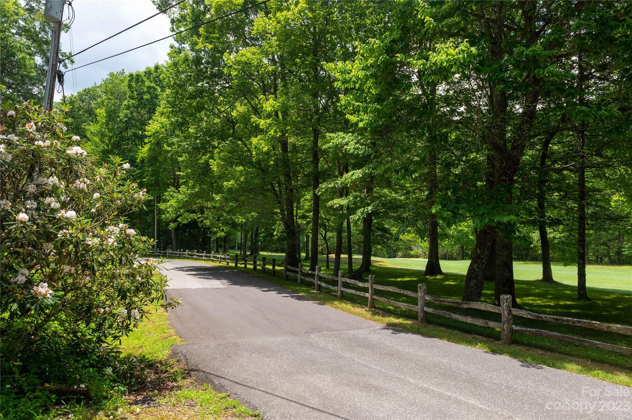 120 Brookwood Lane — Burnsville