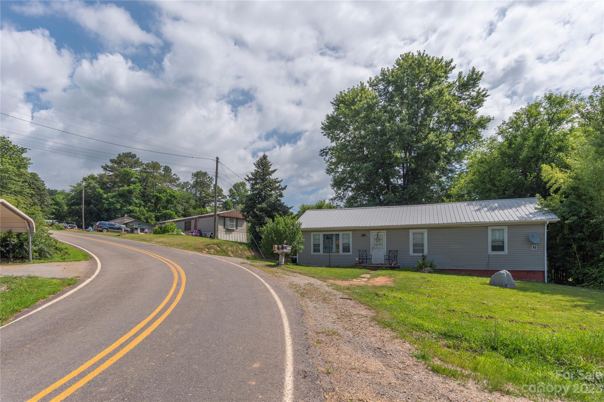 492, 518 and 524 Scruggs Circle — Canton
