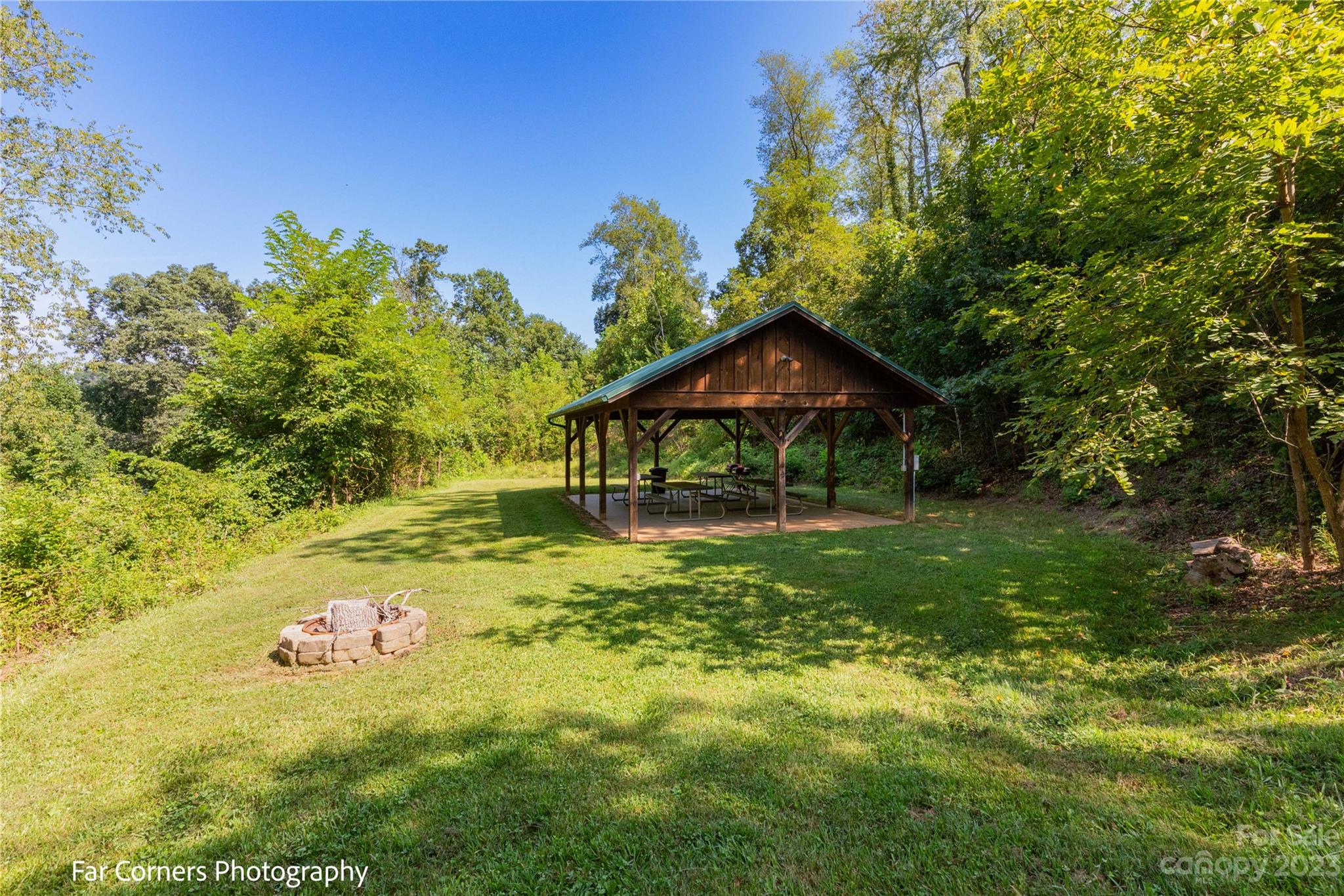 228 Chestnut Mountain Road — Canton