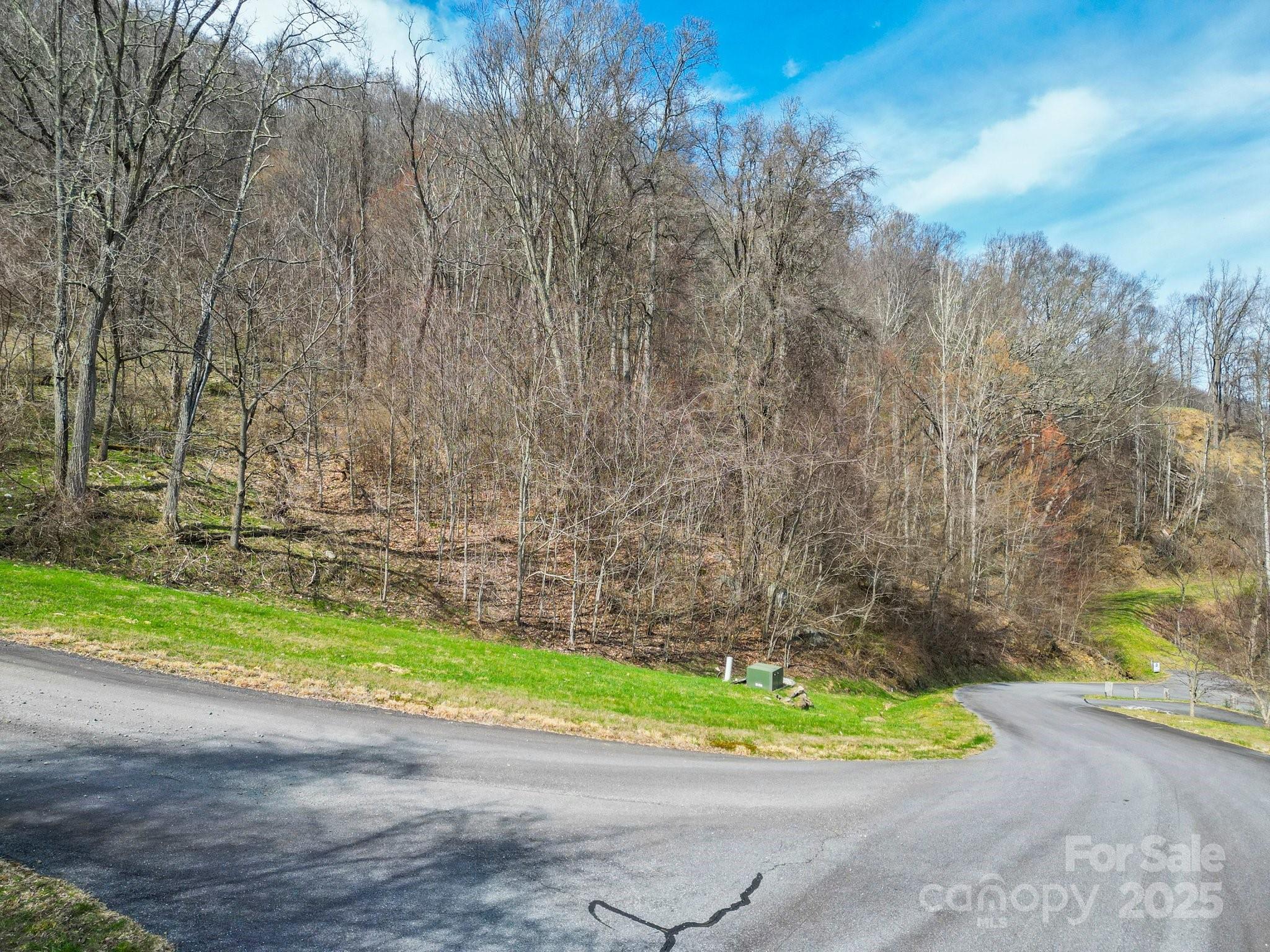 580 Freemont Drive — Leicester