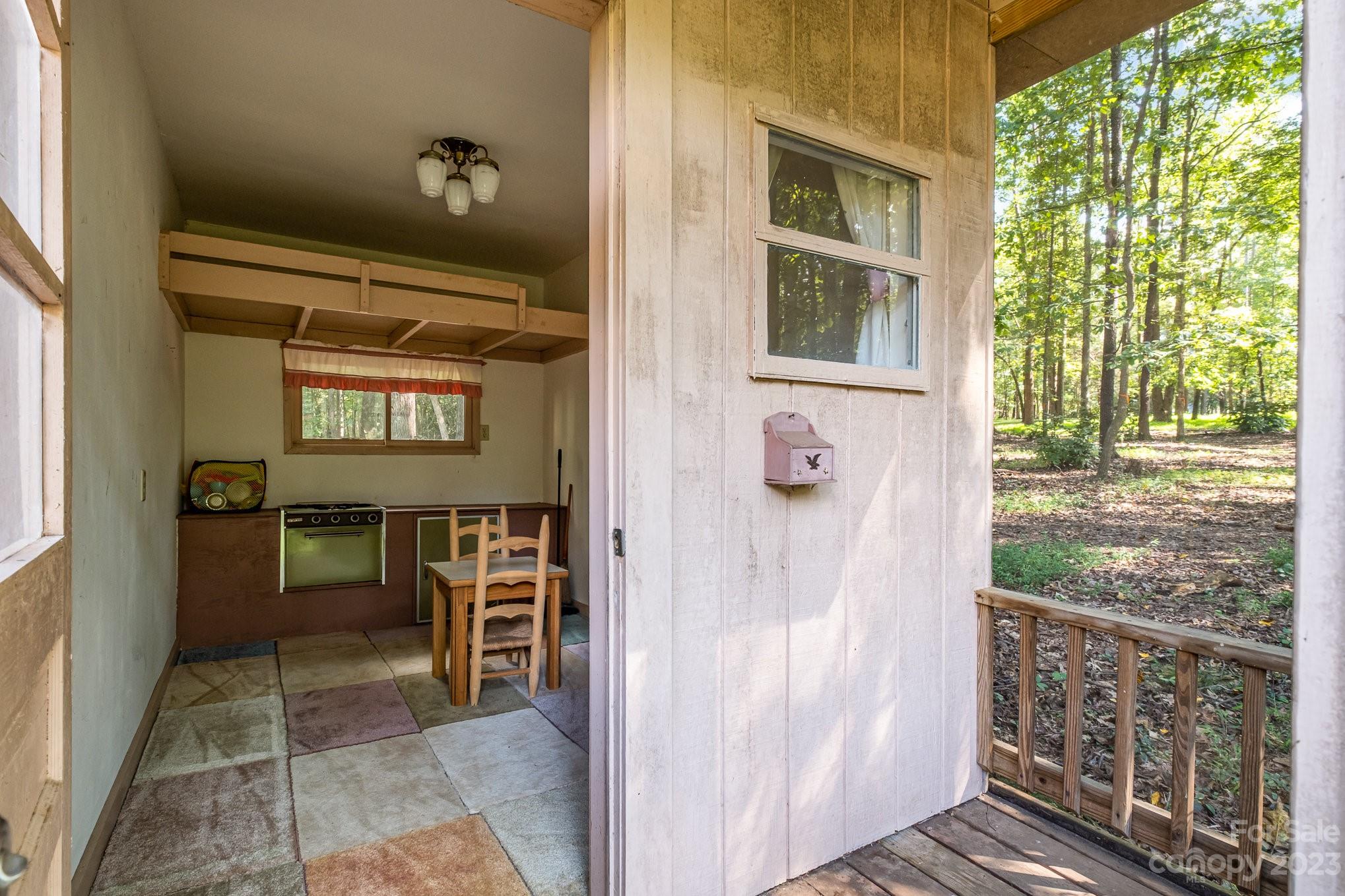 2756 Peachtree Road — Statesville