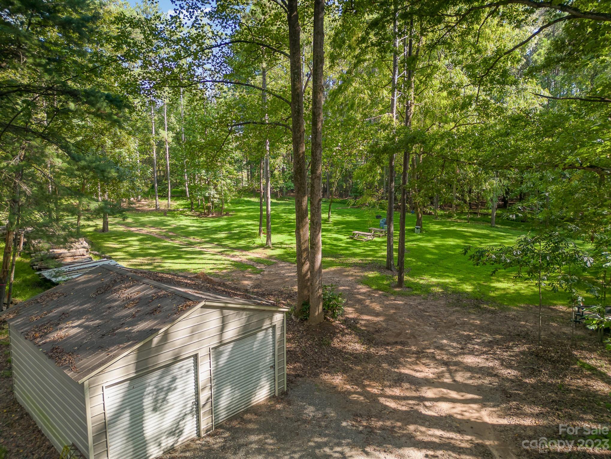2756 Peachtree Road — Statesville