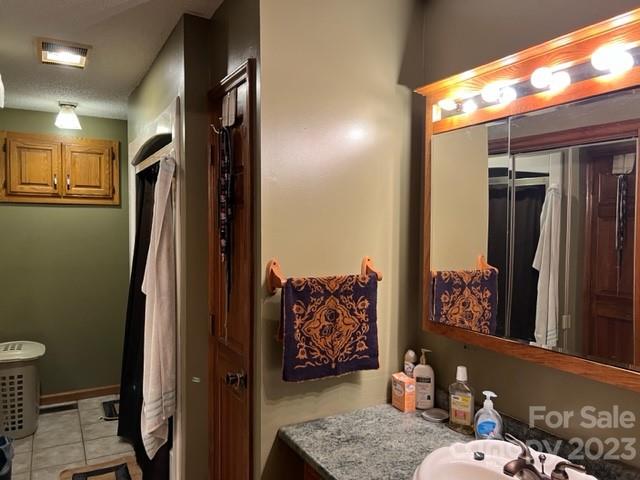 2752 Old Highway 221 None S — Marion