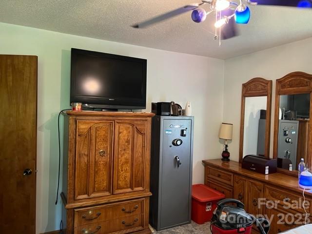 2752 Old Highway 221 None S — Marion