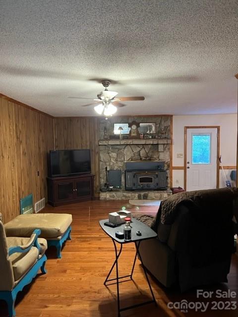 2752 Old Highway 221 None S — Marion
