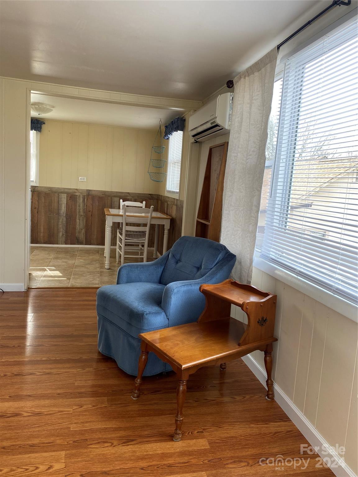 565 Neely Road — Brevard