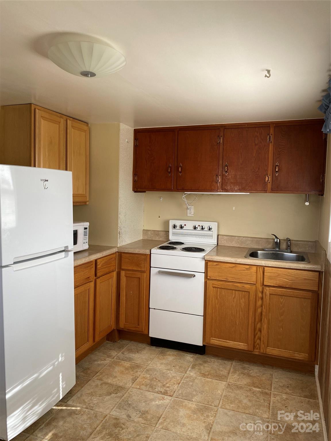 565 Neely Road — Brevard
