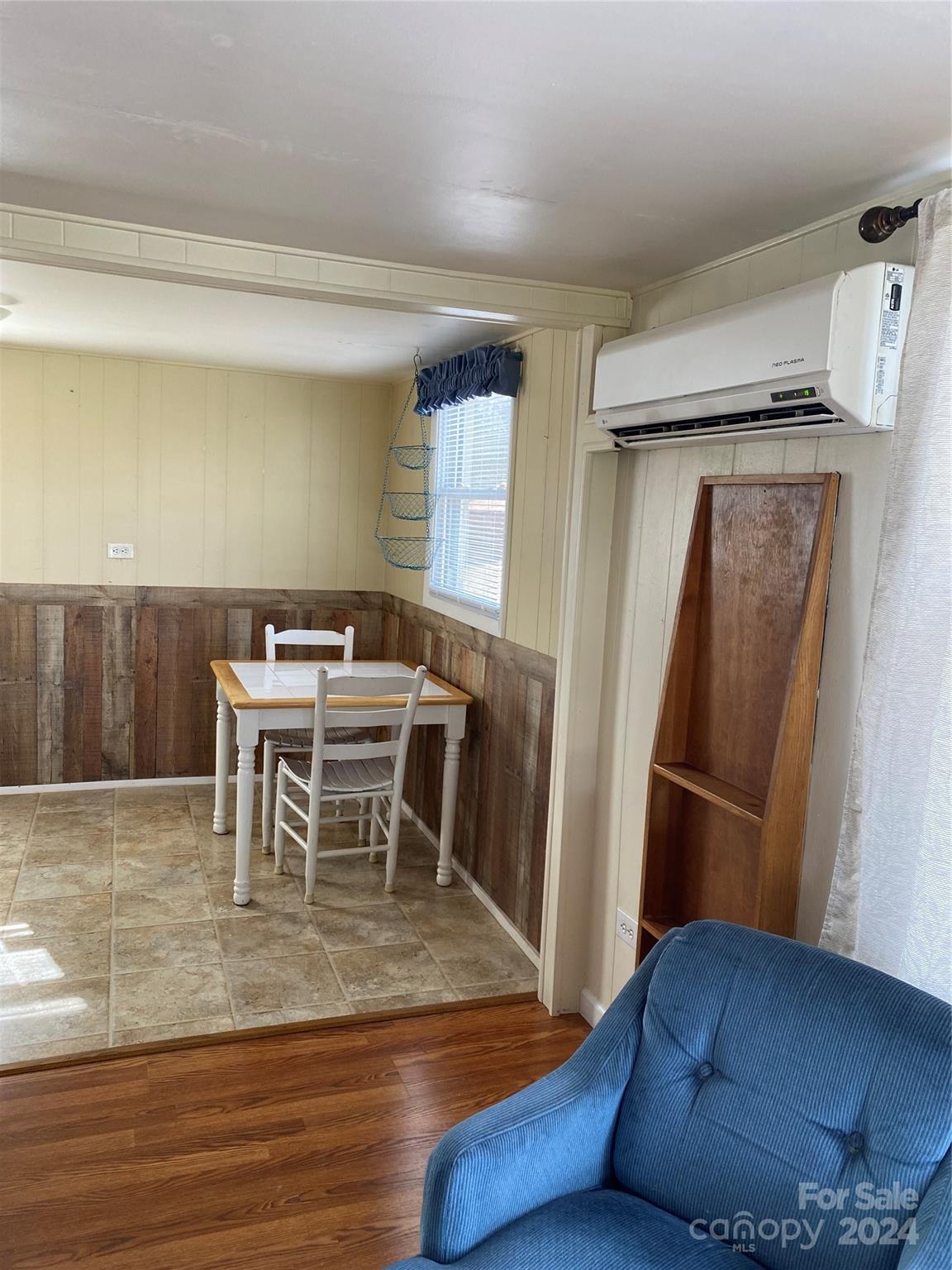 565 Neely Road — Brevard