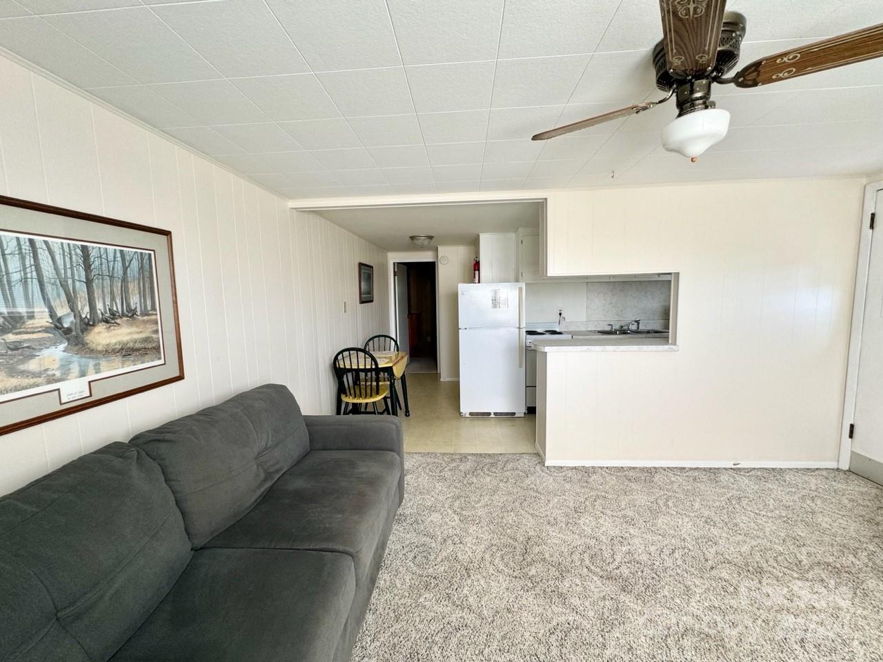 565 Neely Road — Brevard