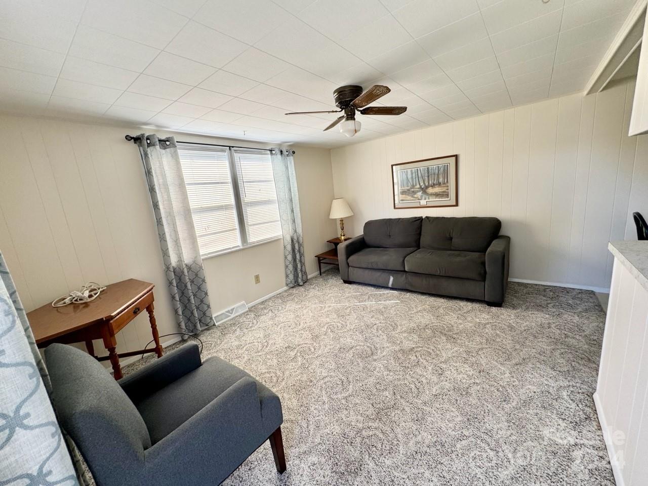 565 Neely Road — Brevard