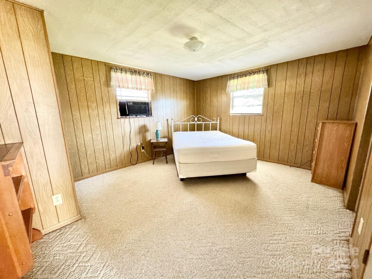 565 Neely Road — Brevard