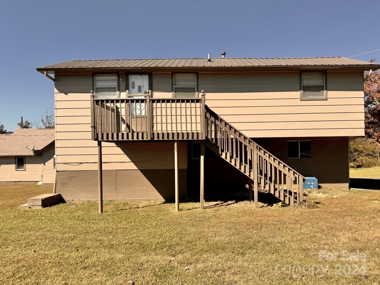 565 Neely Road — Brevard