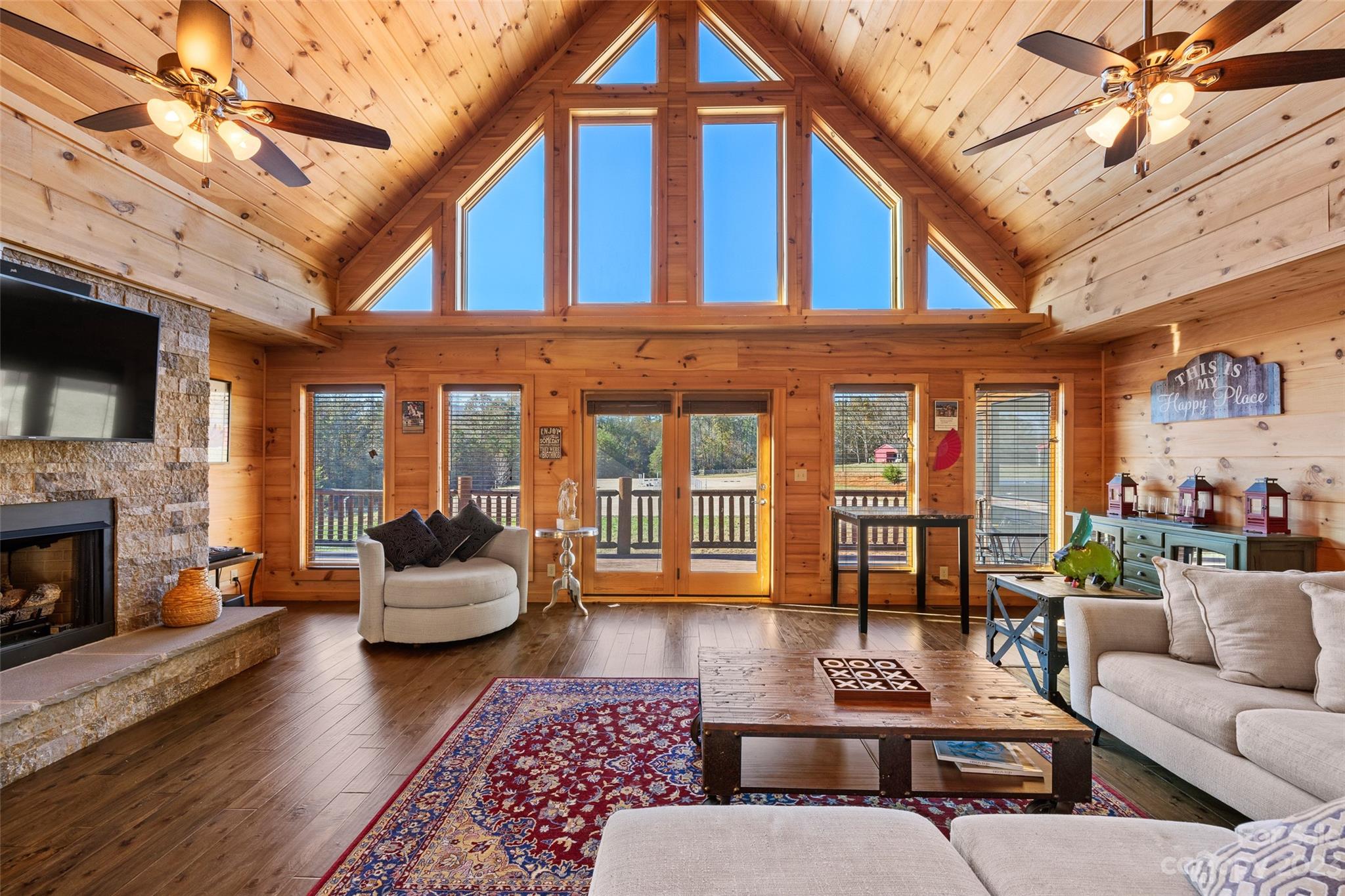 1642 Smith Waldrop Road — Mill Spring