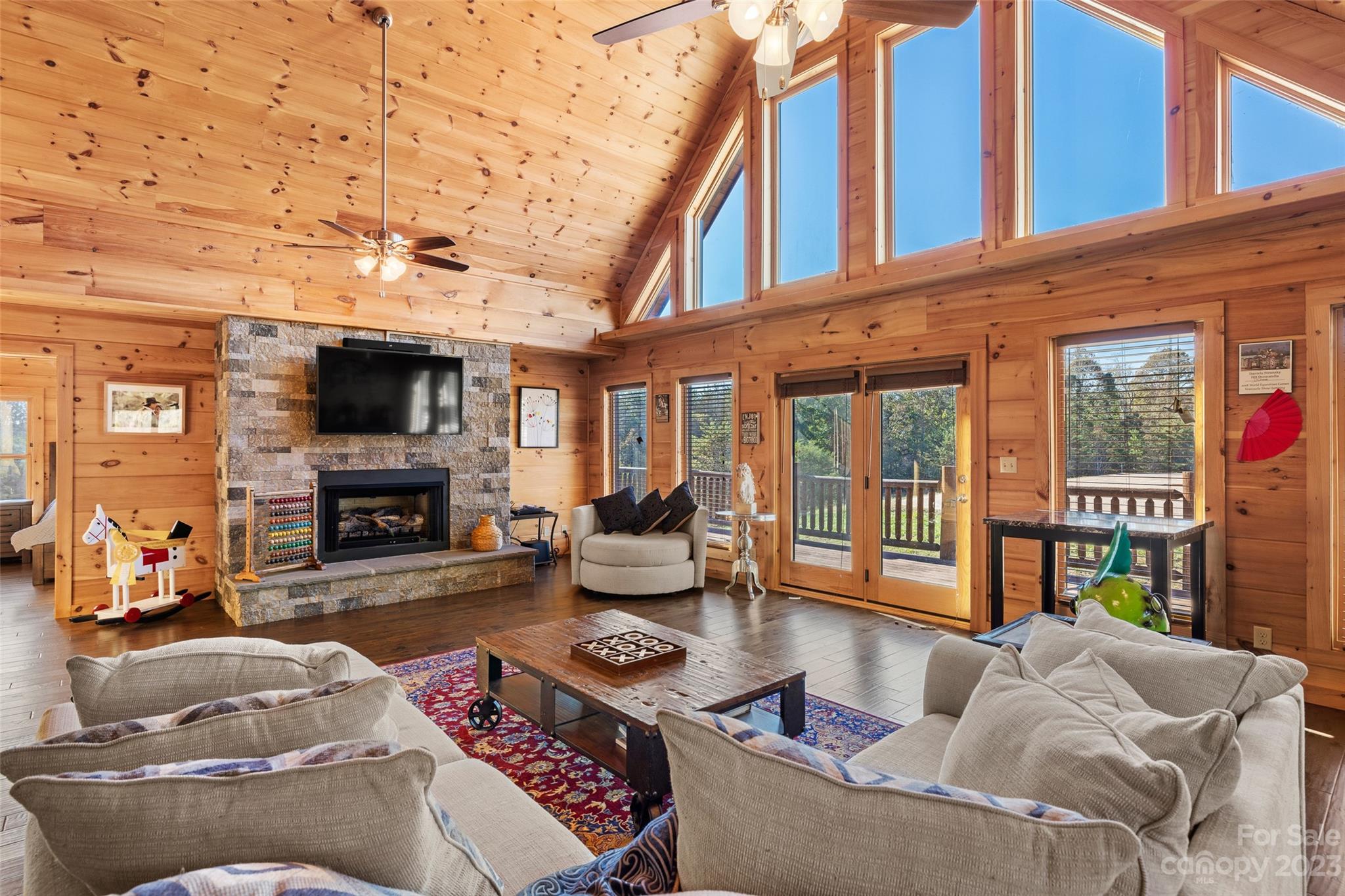 1642 Smith Waldrop Road — Mill Spring