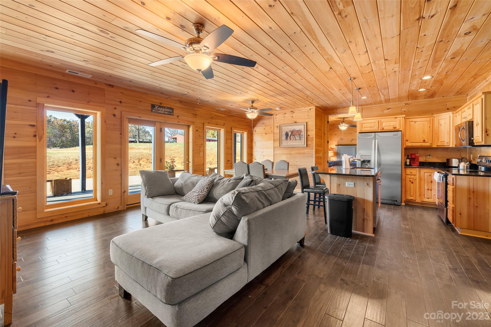 1642 Smith Waldrop Road — Mill Spring
