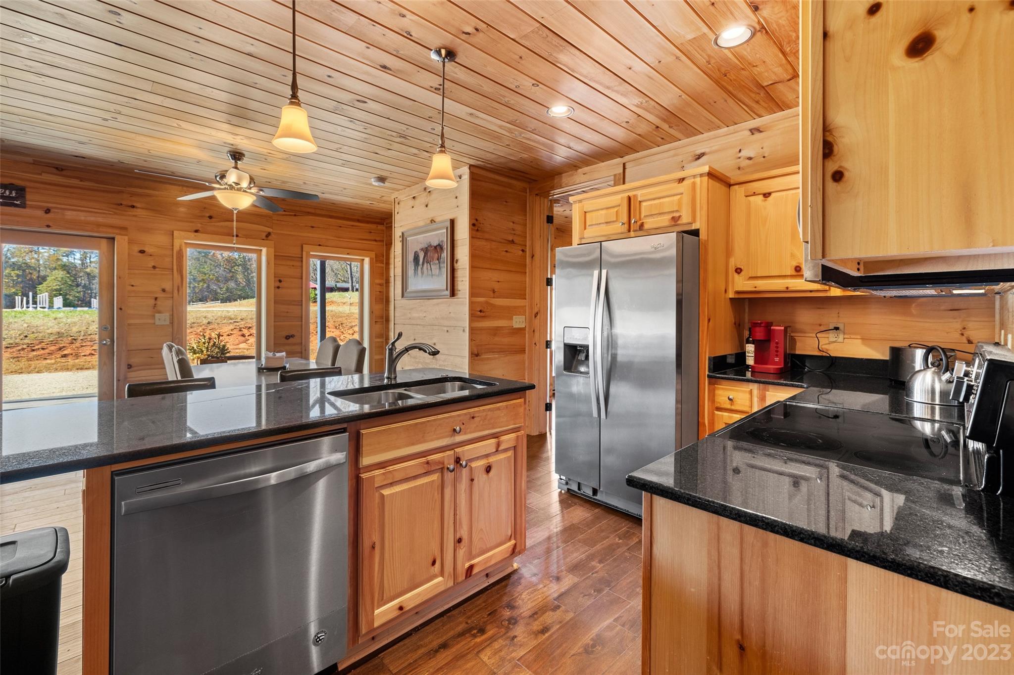 1642 Smith Waldrop Road — Mill Spring