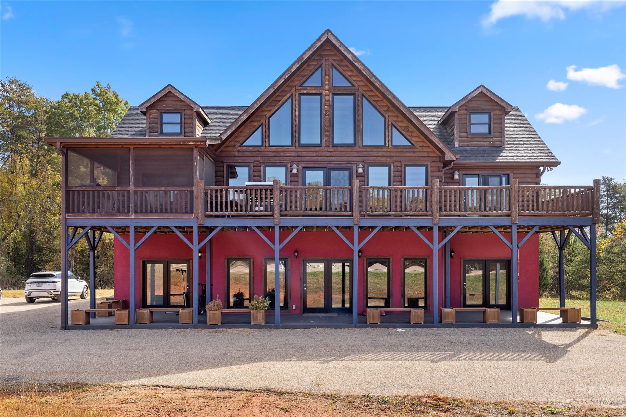 1642 Smith Waldrop Road — Mill Spring