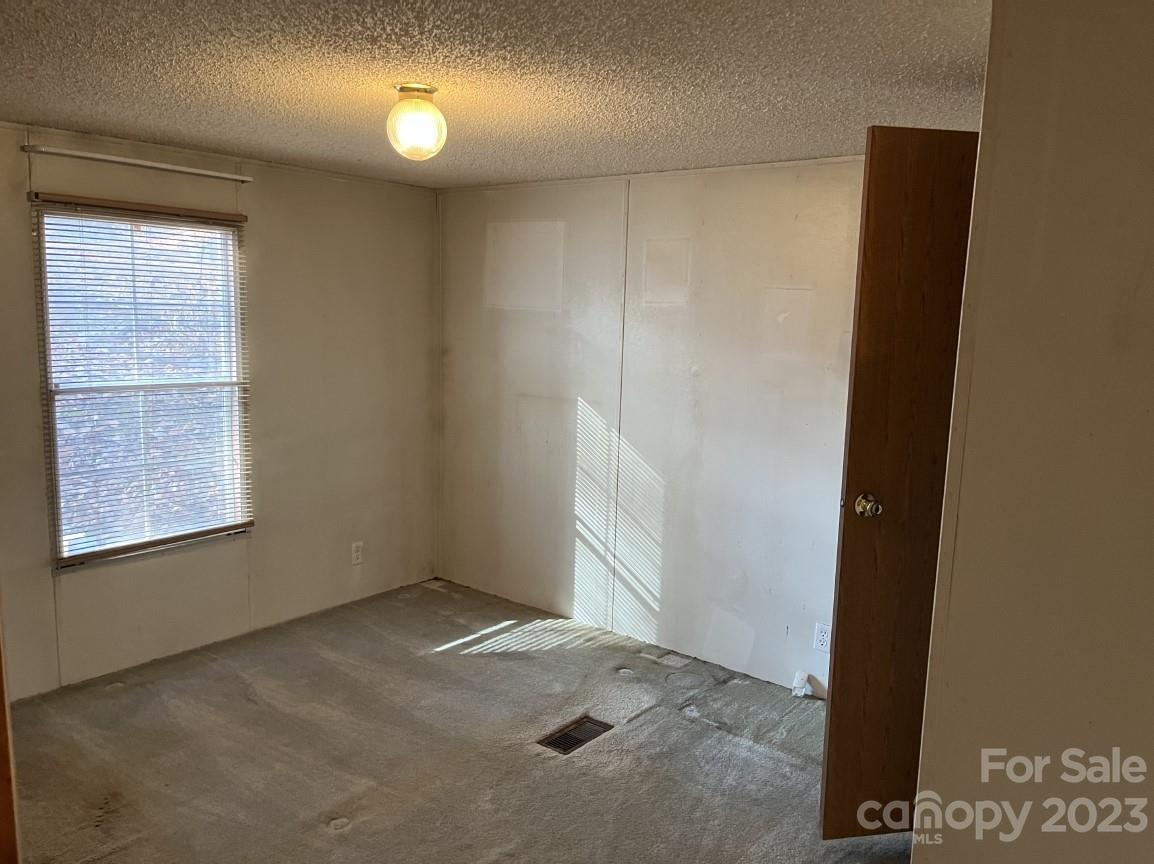 60 Shadowwood Drive — Taylorsville