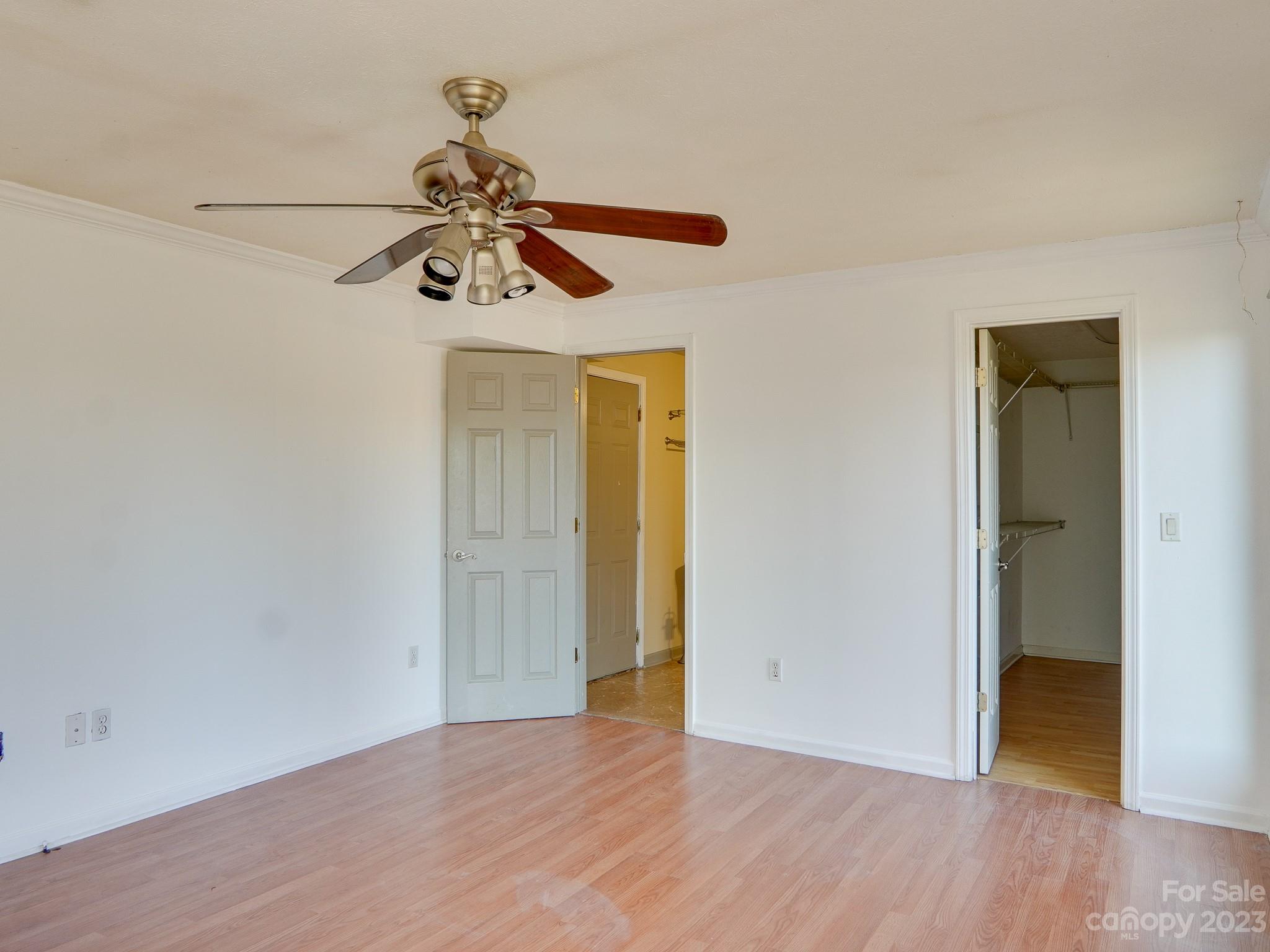 14 & 16 Rosebud Lane — Hendersonville