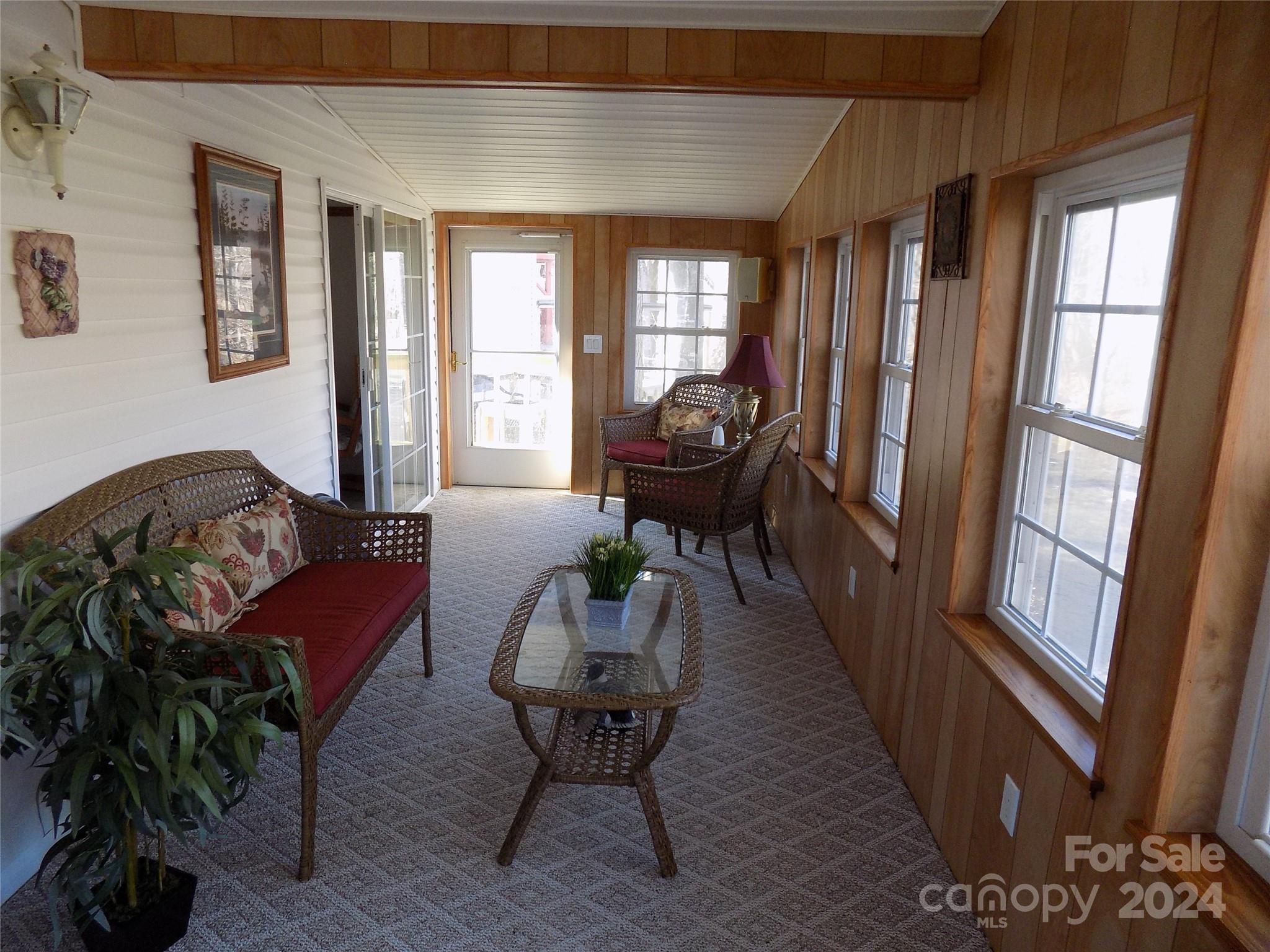 43 Pike Point — Waynesville