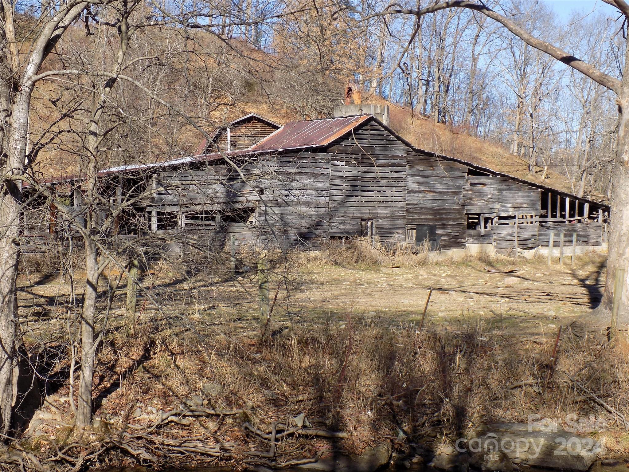 43 Pike Point — Waynesville