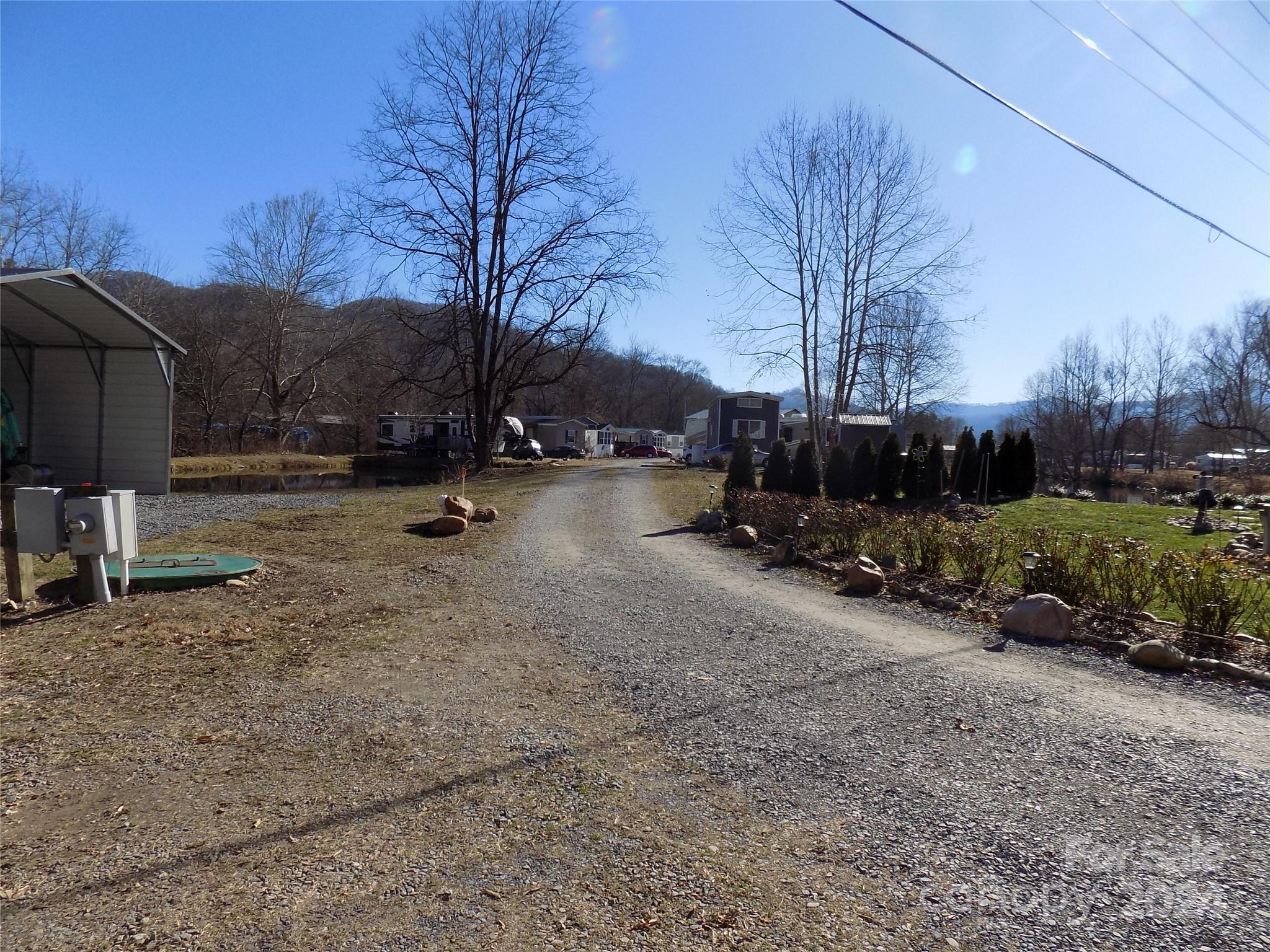 43 Pike Point — Waynesville