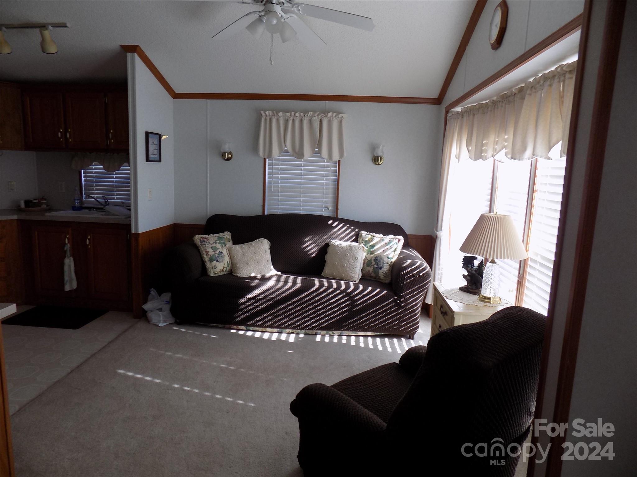 43 Pike Point — Waynesville