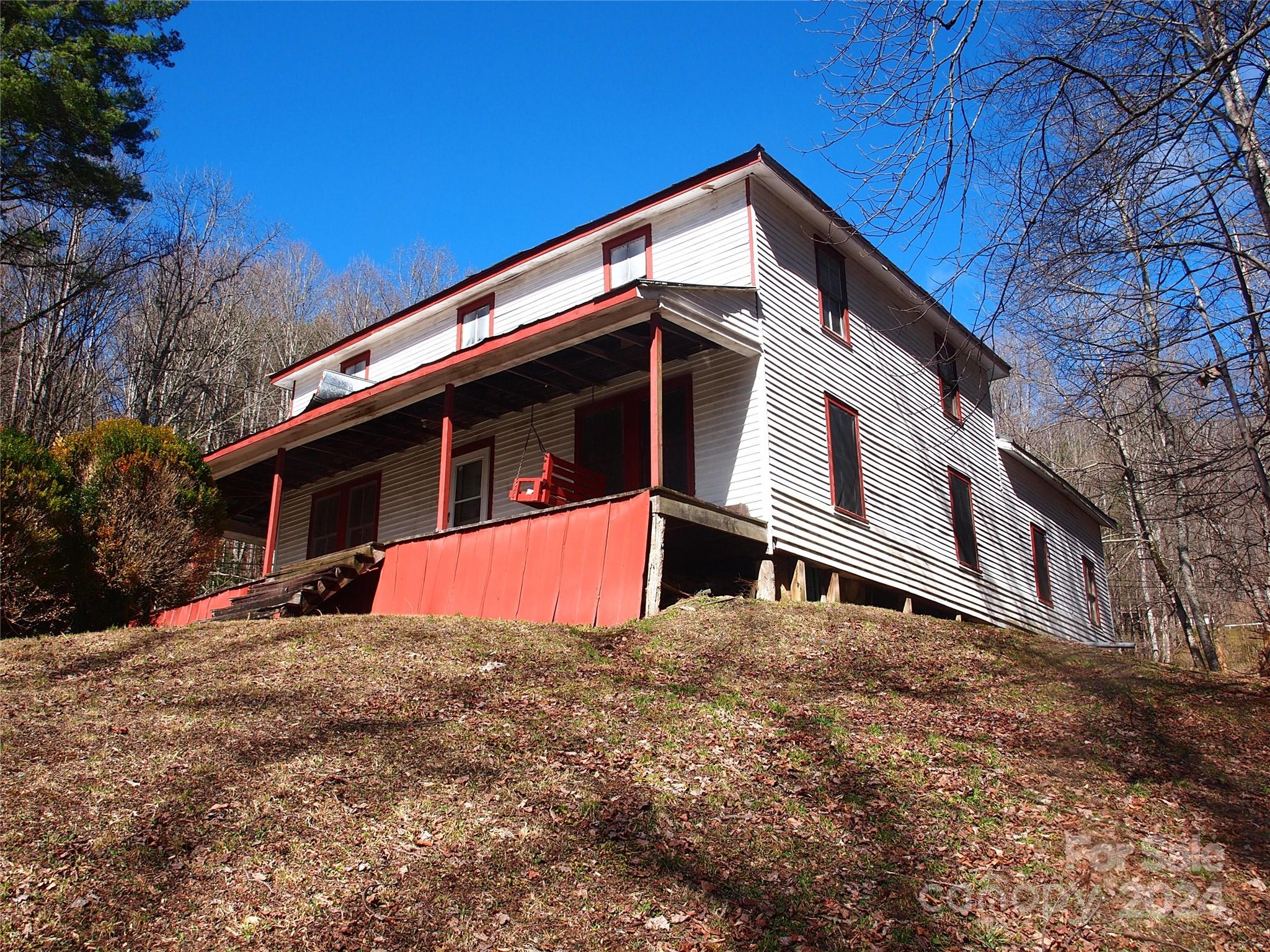 664 Woodfin Road — Sylva
