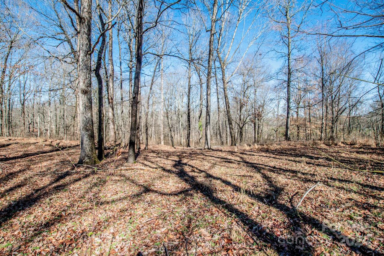1095 Mount Ulla Highway — Mooresville