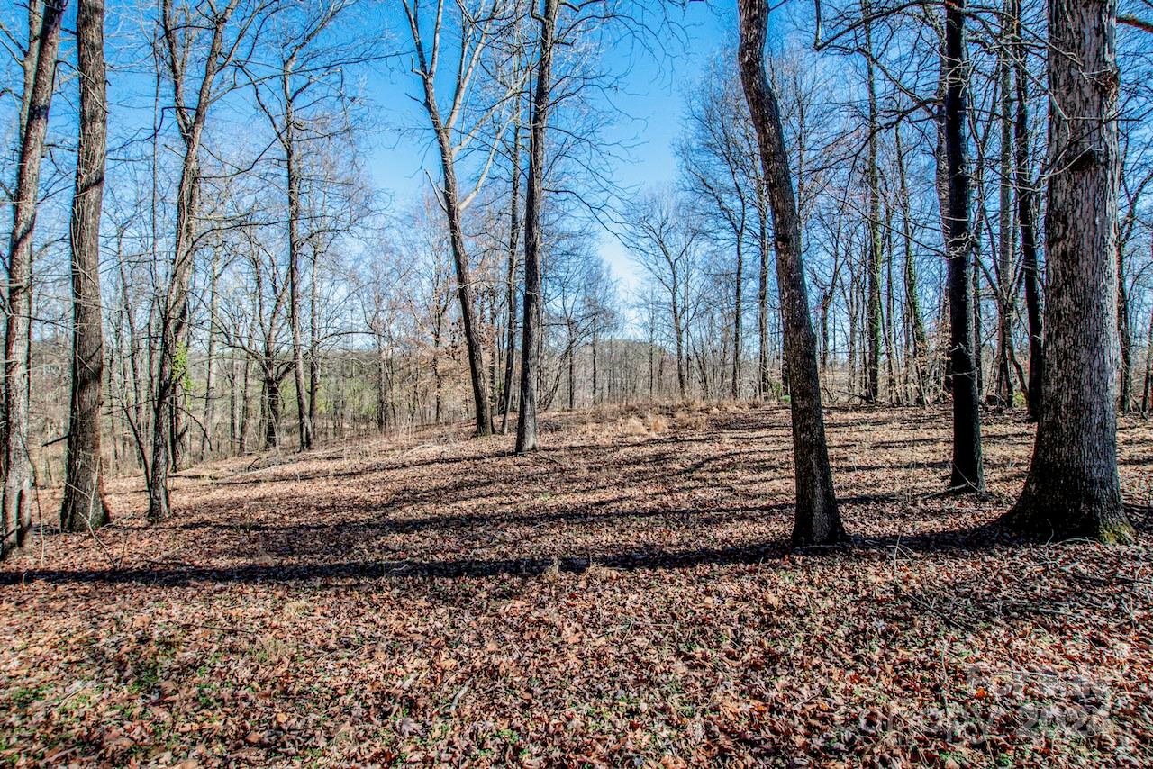 1095 Mount Ulla Highway — Mooresville