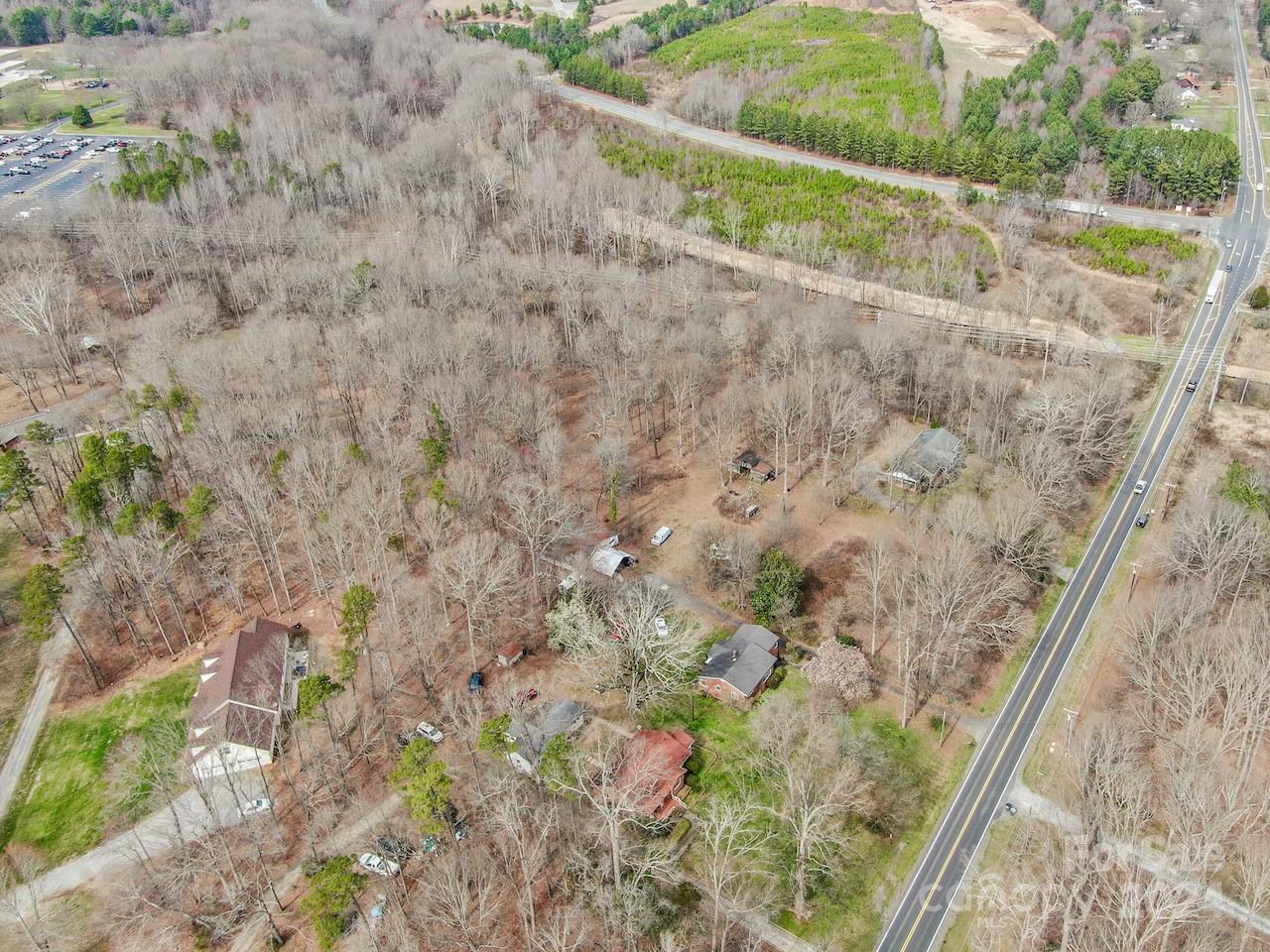 1095 Mount Ulla Highway — Mooresville