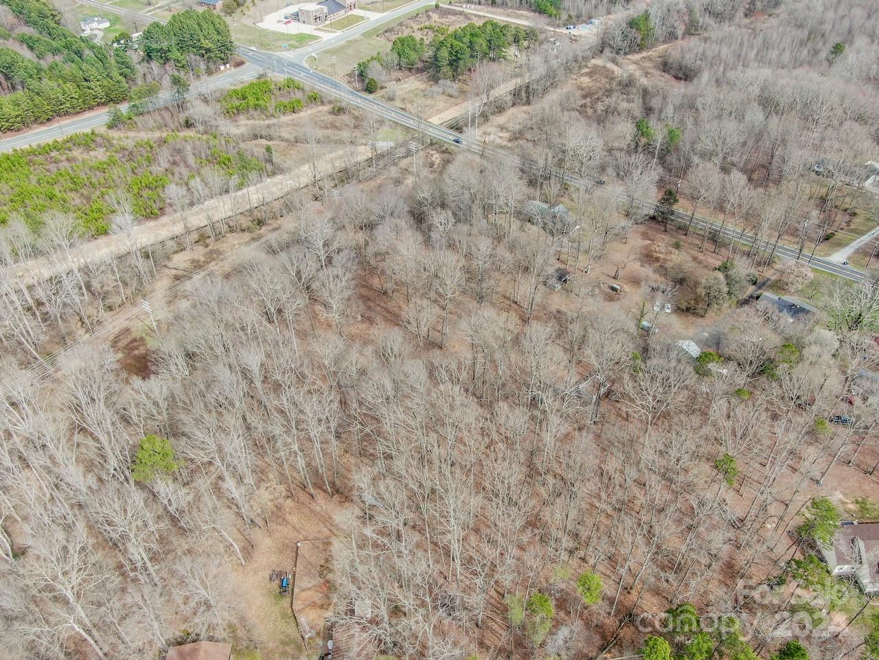 1095 Mount Ulla Highway — Mooresville