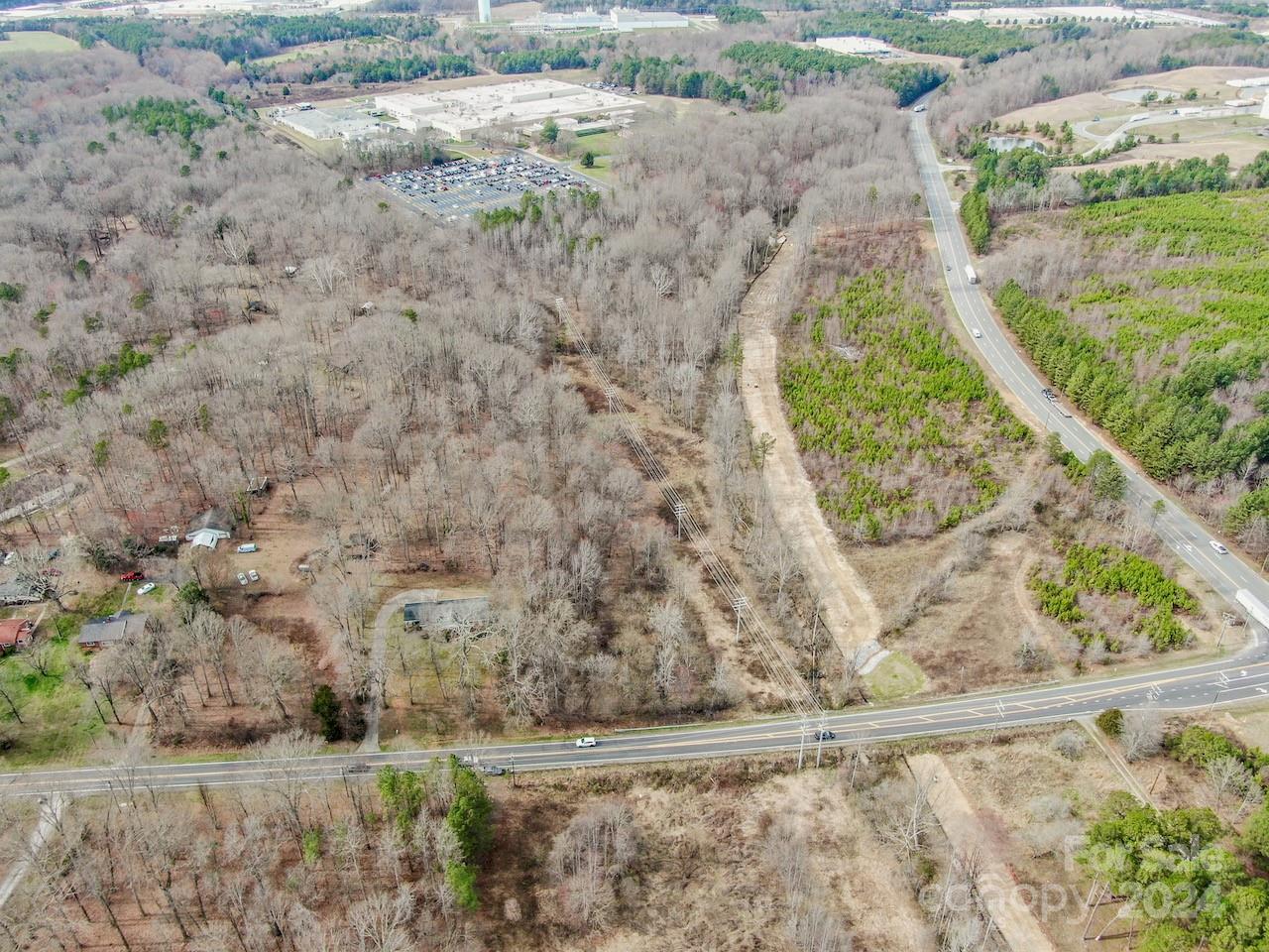 1095 Mount Ulla Highway — Mooresville