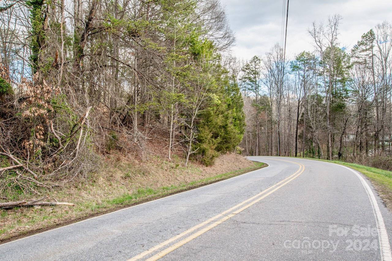 156 Beaten Path Road — Mooresville