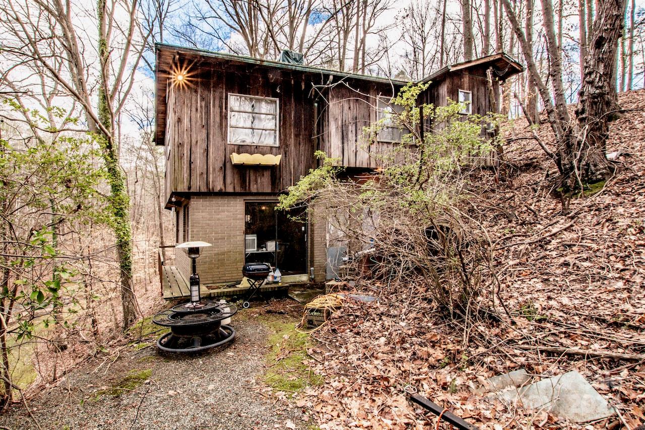 156 Beaten Path Road — Mooresville