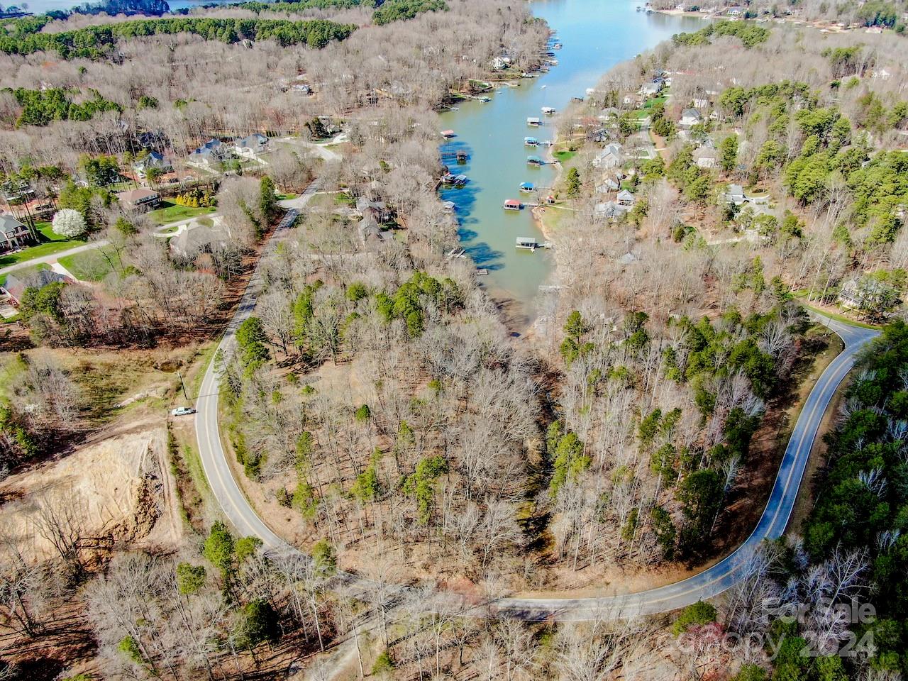 156 Beaten Path Road — Mooresville