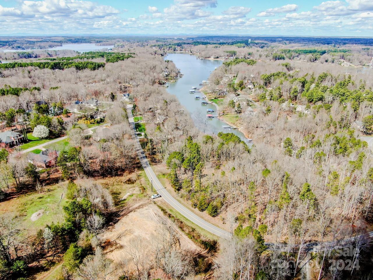 156 Beaten Path Road — Mooresville